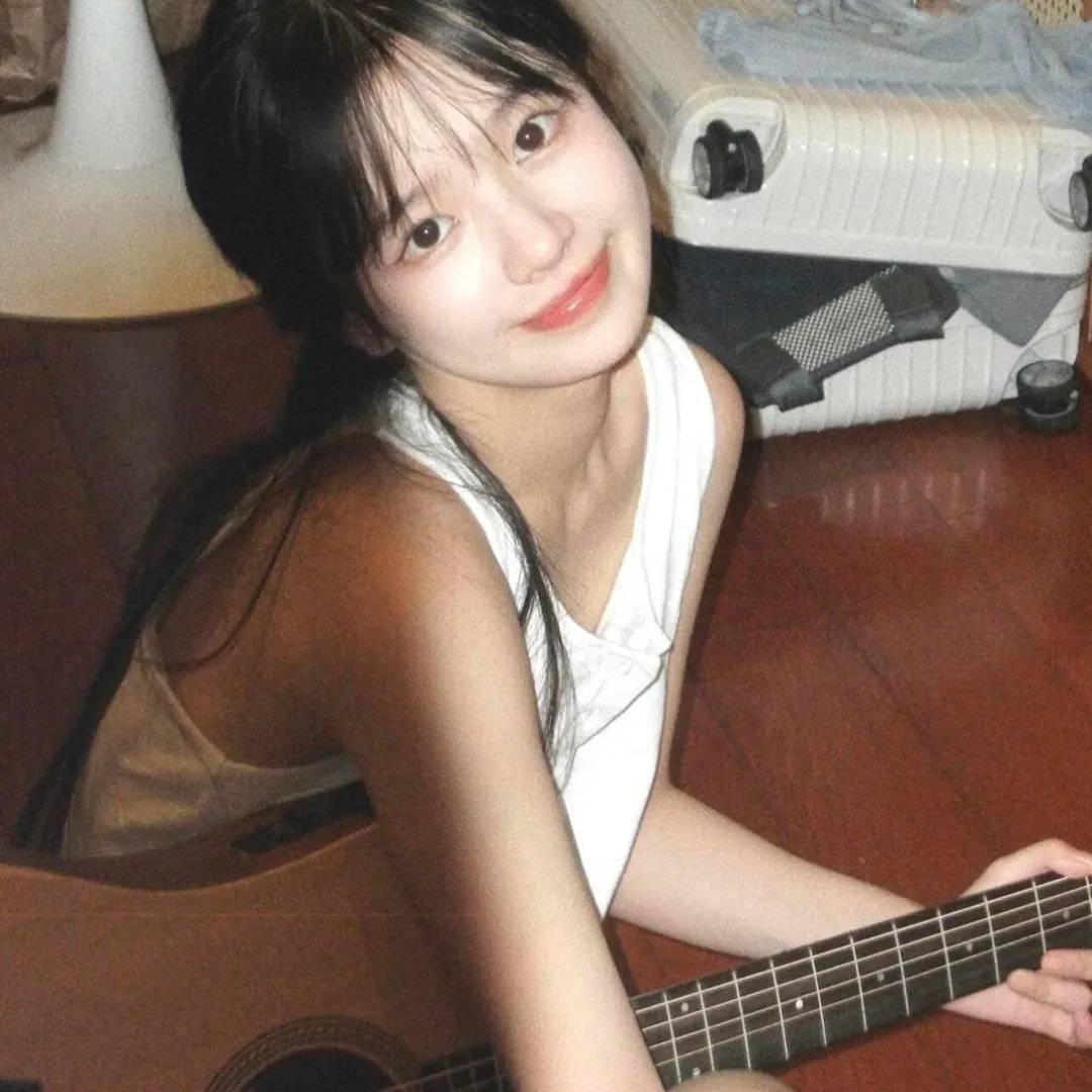 退隐后三个美女住我家